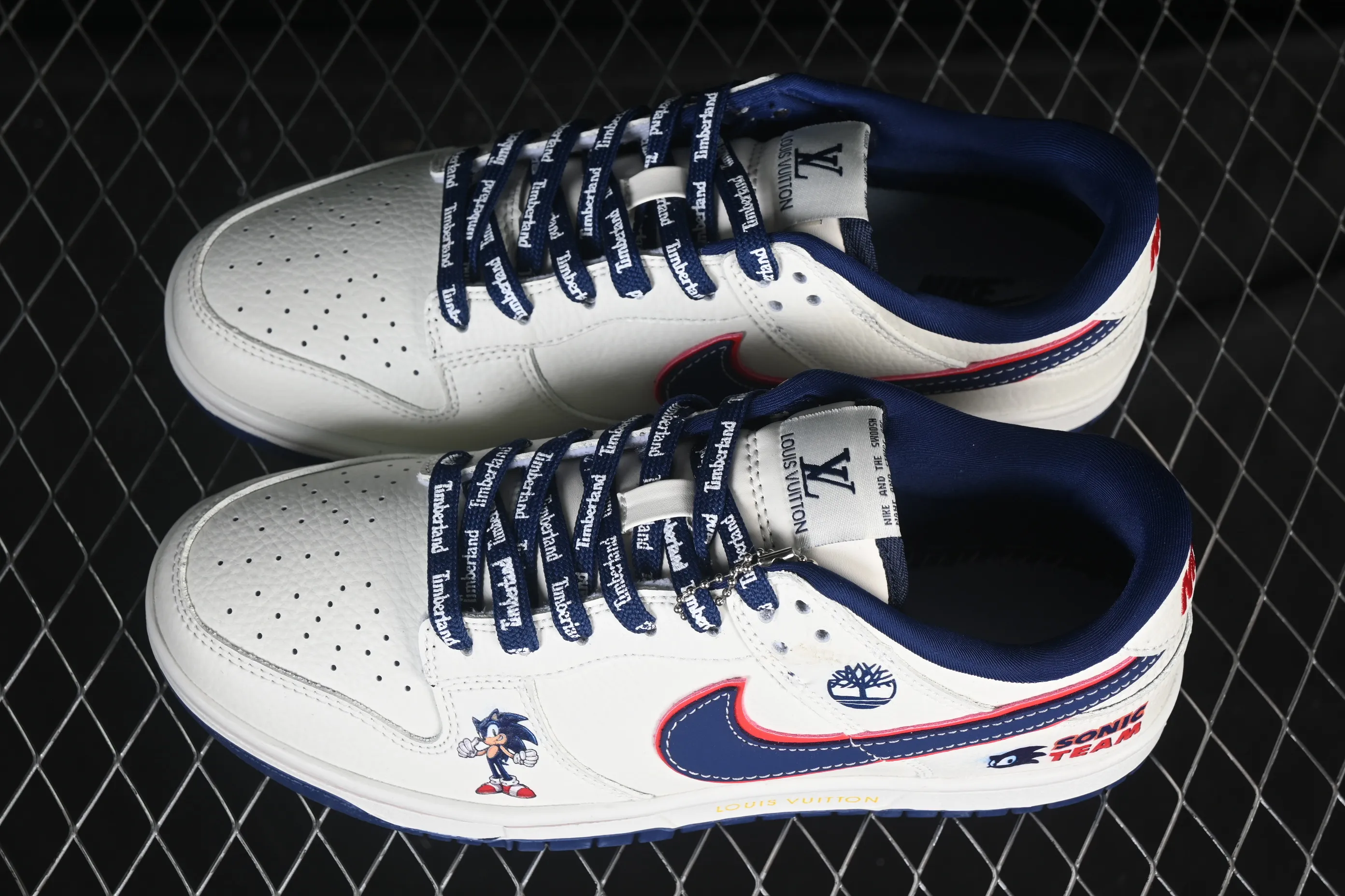 All categories Nk SB Dunk Series Nk SB Dunk Low High-end customized low-top sneakers Nike SB Dunk Low Three-party joint brand Milky white and purple High-end customized low-top casual sneakers NH0601-479